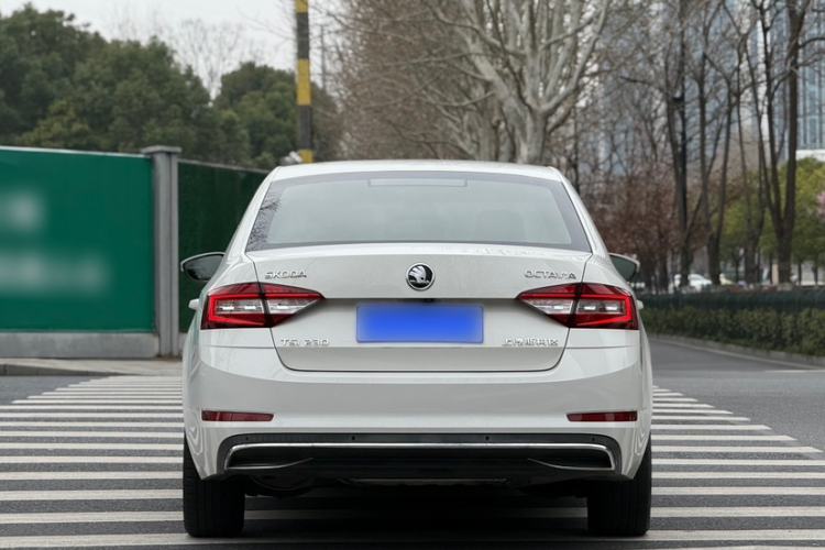 Used Skoda Octavia 2018 TSI230 DSG Luxury Edition
