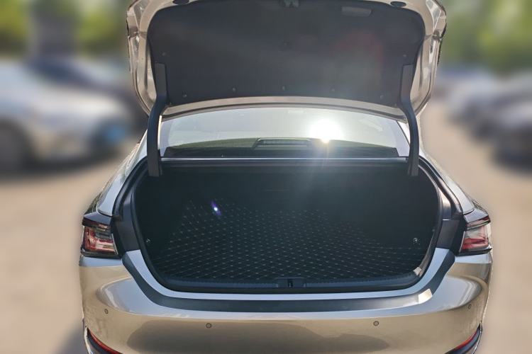 Used Lexus ES 2025 200 Premium Edition
