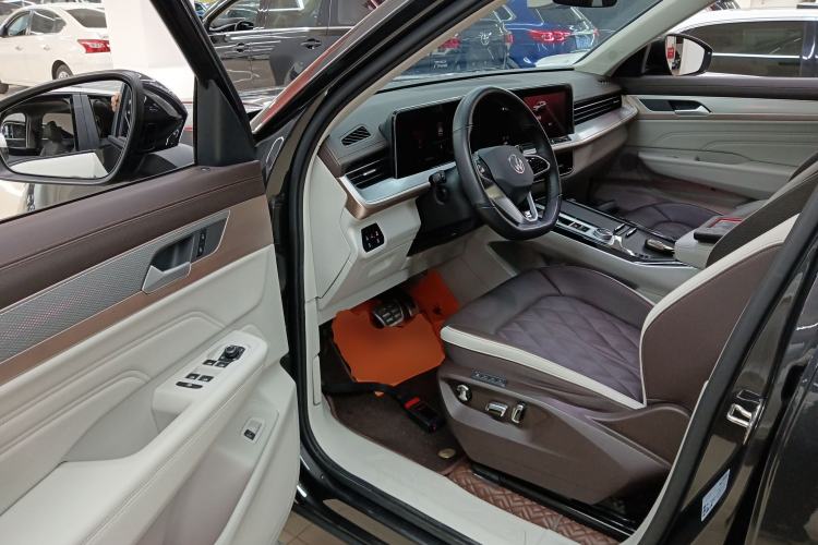 Used Volkswagen Tavendor 2023 380TSI Four-Wheel Drive R-Line Cruise Edition
