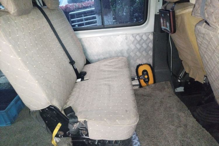 Used Ford Classic Transit 2015 2.8T Diesel Multi-Function Vehicle Short Wheelbase 6-Seater Mid-Roof Edition JX493ZLQ4