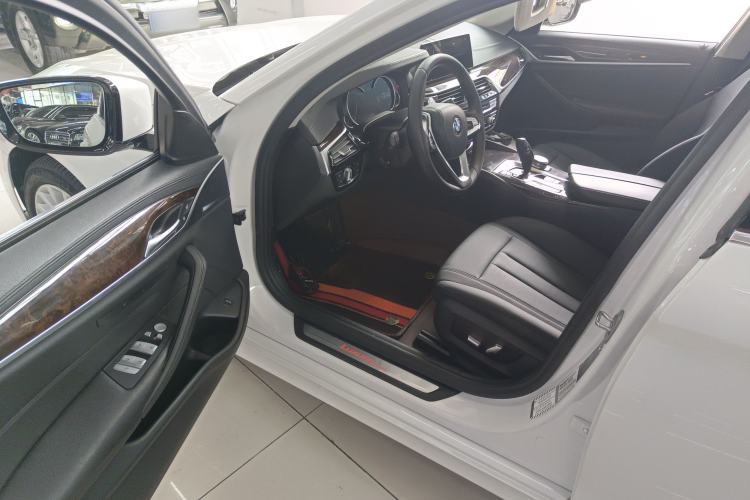 Used BMW 5 Series 2018 525Li Luxury Package