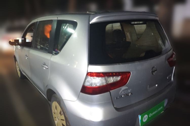 Used Nissan Livina 2013 1.6XE Manual Comfort Edition
