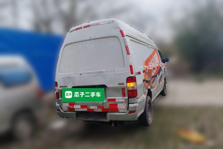 Used Jinbei Hiace 2014 2.0L Fifth-Generation Xiangyun Comfort Type 1 4G21C
