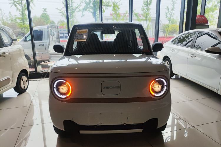 Used Geely Galaxy Panda 2024 Panda Mini 200km Endurance Bear Front