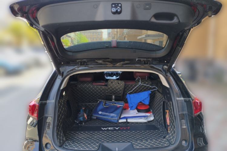 Used Wey VV7 2021 2.0T Technology Edition Trunk