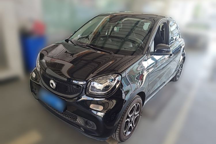 Used smart forfour 2016 0.9T 66 kW Pioneer Edition