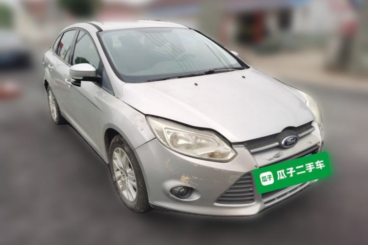 Used Ford Focus 2012 Sedan 1.6L Manual Comfort Model
