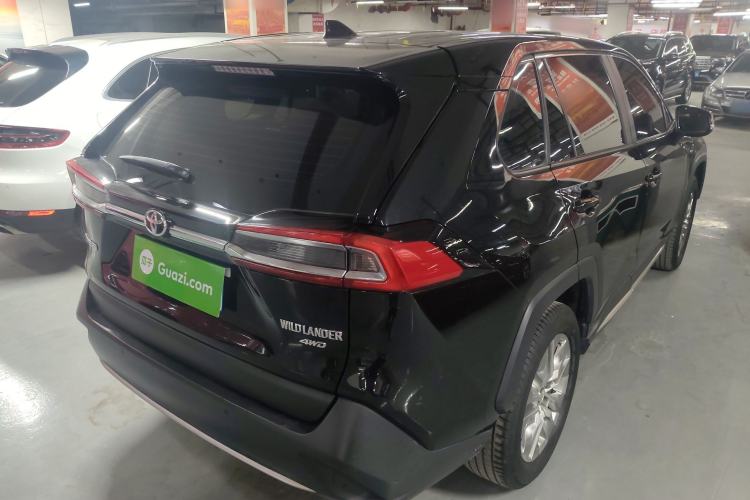 Used Toyota Wildlander 2022 2.0L CVT 4x4 Luxury PLUS Edition