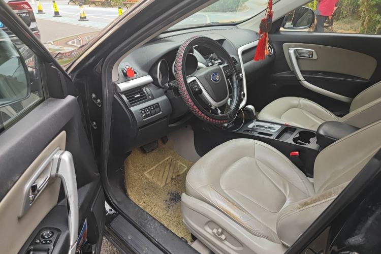 Used Bestune X80 2013 2.0L automatic luxury version