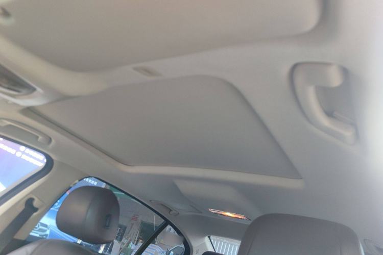 Used BMW 5 Series 2014 525Li Luxury Design Package Headliner