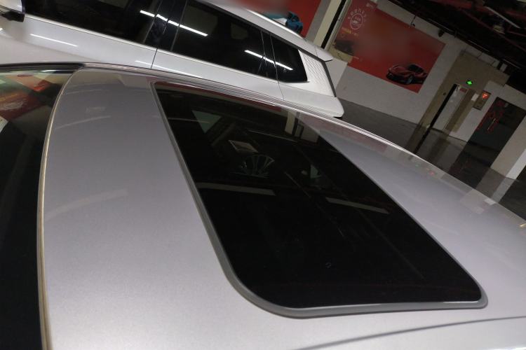 Used Toyota Camry 2026 Model Dual-Engine 2.0HSE Sport Lite Edition
