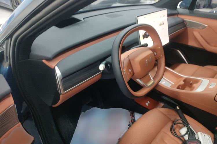 Used ONVO L60 2024 60 kWh Rear-Drive Version