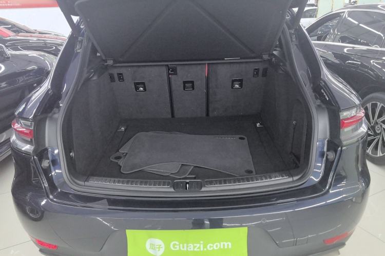 Used Porsche Macan 2021 Macan 2.0T
