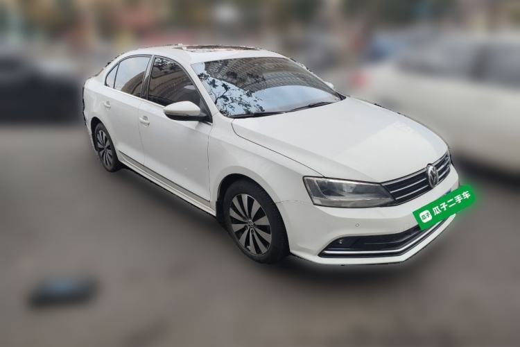 Used Volkswagen Sagitar 2015 230TSI Automatic Luxury Model