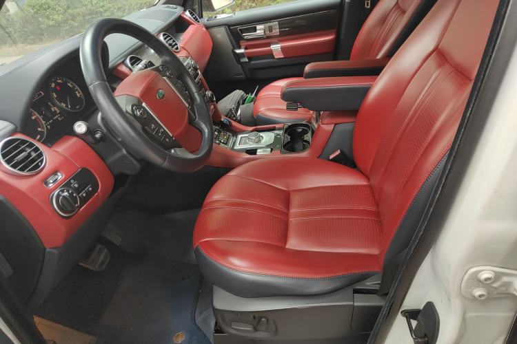 Used Land Rover Discovery 2013 3.0 SDV6 HSE Diesel Edition Left Front Seat