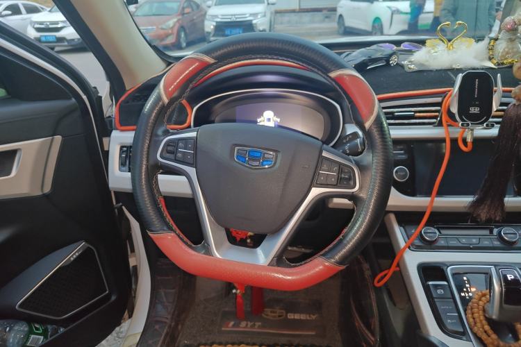 Used Geely Auto Emgrand X7 Sport 2020 1.8TD DCT Two-Wheel Drive Smart Connect 4G-Enabled Version
