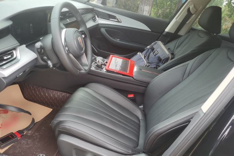 Used Hongqi H5 2025 1.5T DCT Qiyun 500 000th Unit Commemorative Edition Left Front Seat