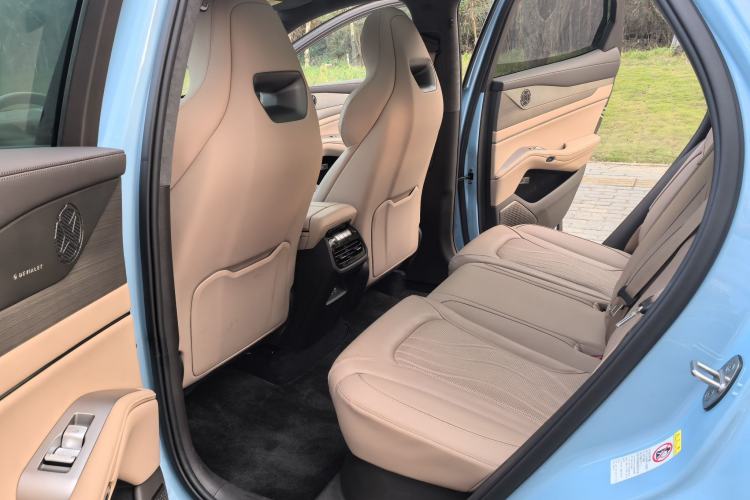 Used Denza N7 2025 630 All-Wheel Drive Intelligent Driving Dual-Laser Flagship Edition
