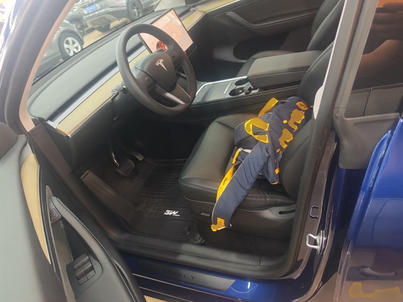 Interior delantero