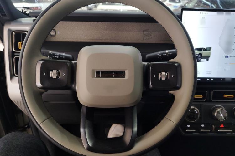 Used iCAR V23 2025 501 Four-Wheel Drive Intelligent Driving Version
