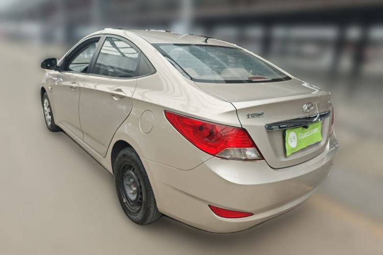 Used Hyundai Verna (older generation) 2010 Sedan 1.4L Manual Comfort GS Rear Left 45 Deg