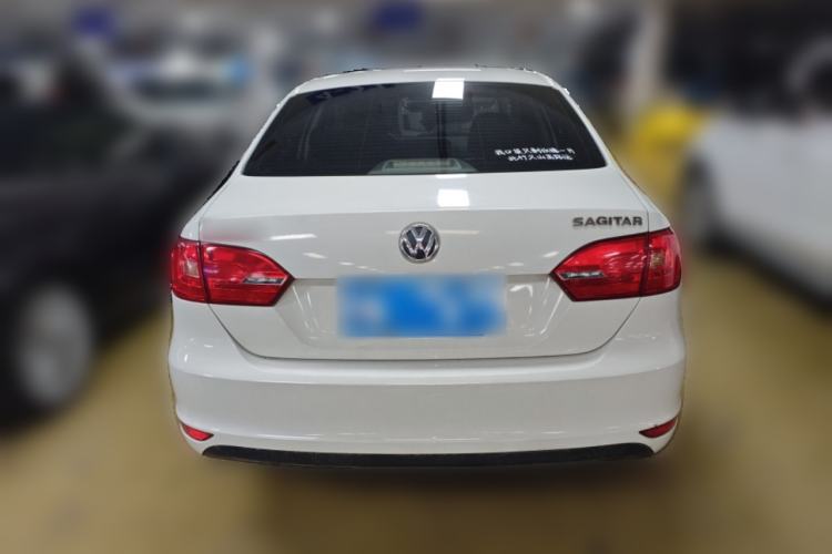 Used Volkswagen Sagitar 2012 1.6L Automatic Fashion Edition Rear