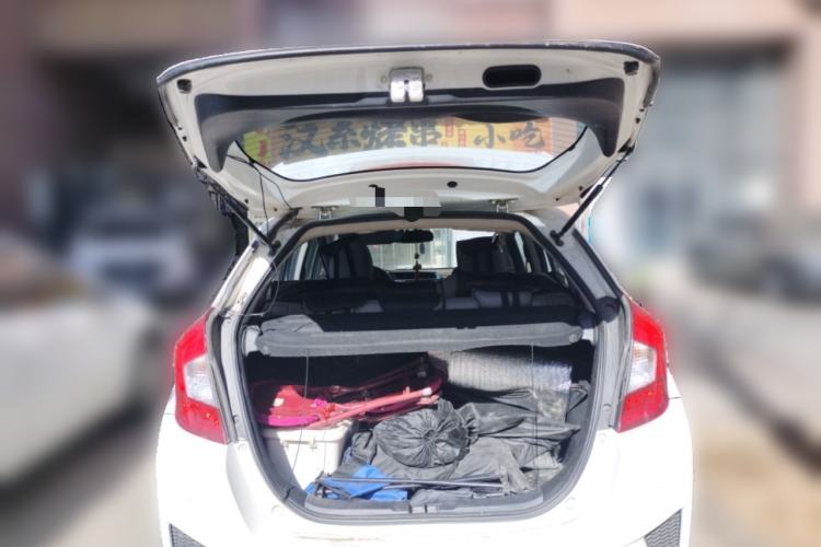 Used Honda Fit 2014 1.5L EX CVT Elite Model Trunk