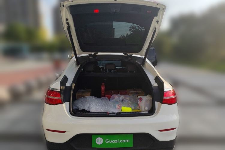 Used Mercedes-Benz GLC Coupe 2019 GLC 260 4MATIC Coupe SUV Trunk