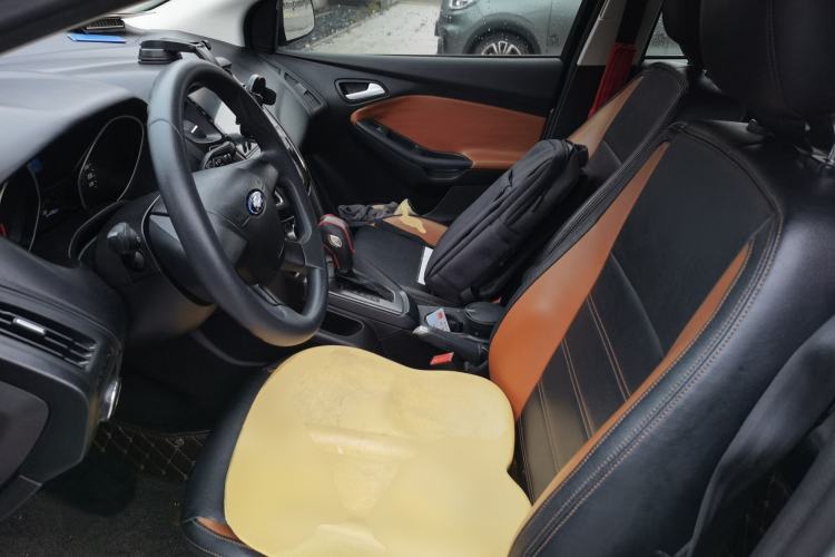 Used Ford Focus 2012 Hatchback 1.6L Automatic Comfort Model
