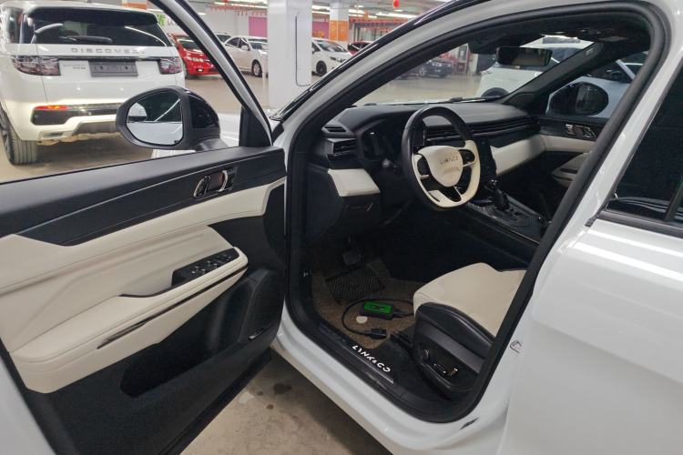 Used Lynk & Co 01 EM-P 2023 1.5TD EM-P Dawn Edition
