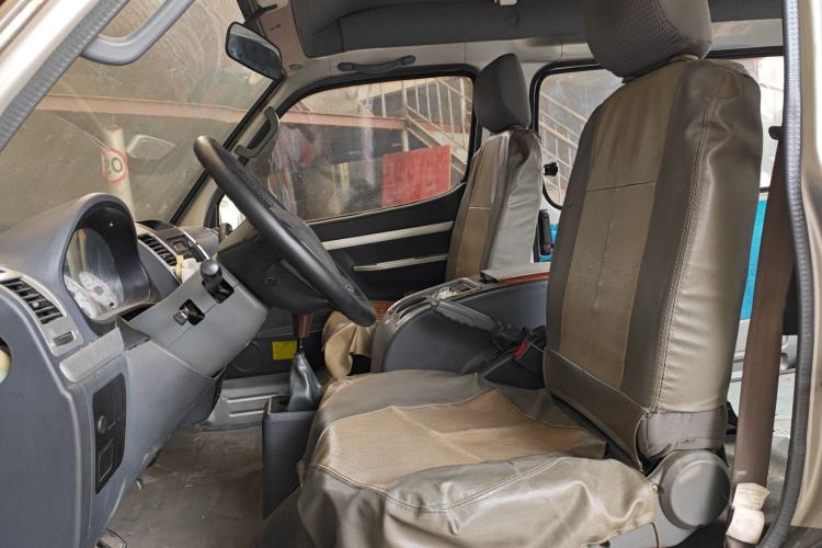 Used King Long Golden Way 2015 2.0L Value-Packed Practical Version 4G21B Left Front Seat