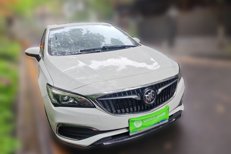 Used Buick Verano 2018 Sedan 15S Automatic Leading Model Front Right 45 Deg