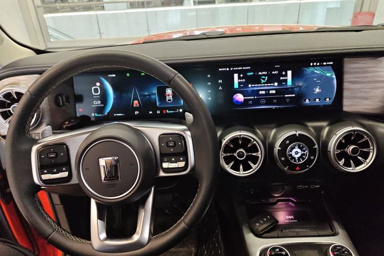 Used Tank 300 2021 Off-Road Edition 2.0T Conqueror Center Console