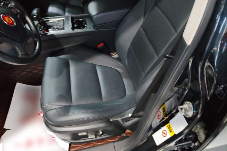 Used Hongqi H7 2017 1.8T Tech Model Left Front Seat