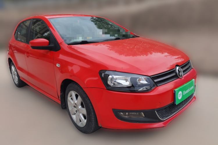 Used Volkswagen Polo 2011 1.6L Automatic ZhiKu Edition Front Right 45 Deg