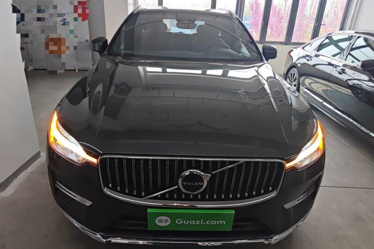 Used Volvo XC60 2022 B5 4x4 Smart Luxury Edition