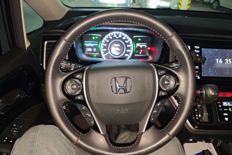 Used Honda Elysion 2019 2.0L Hybrid Luxury Edition