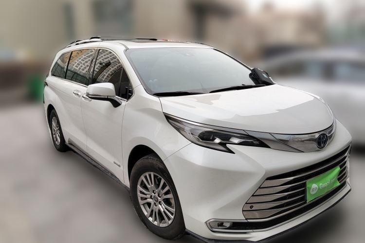 Used Toyota SIENNA 2021 2.5L Hybrid Premium Edition
