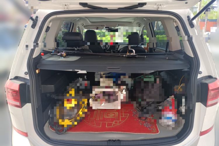 Used Volkswagen Touran 2021 Volkswagen Touran L 280TSI DSG Boundary Edition 7-Seater Trunk