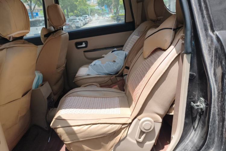 Used Dongfeng Fengon 370 2016 1.5L Manual Standard Edition SFG15-05 7 Seats
