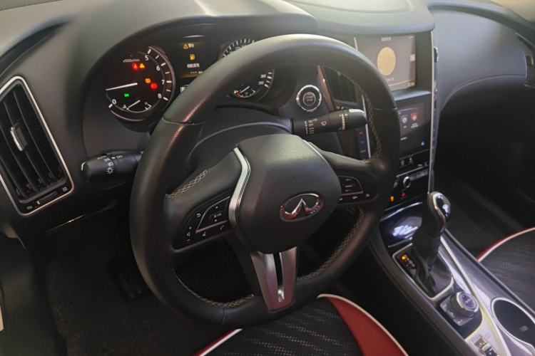 Used Infiniti Q50L 2018 2.0T Comfort Edition China VI Standard