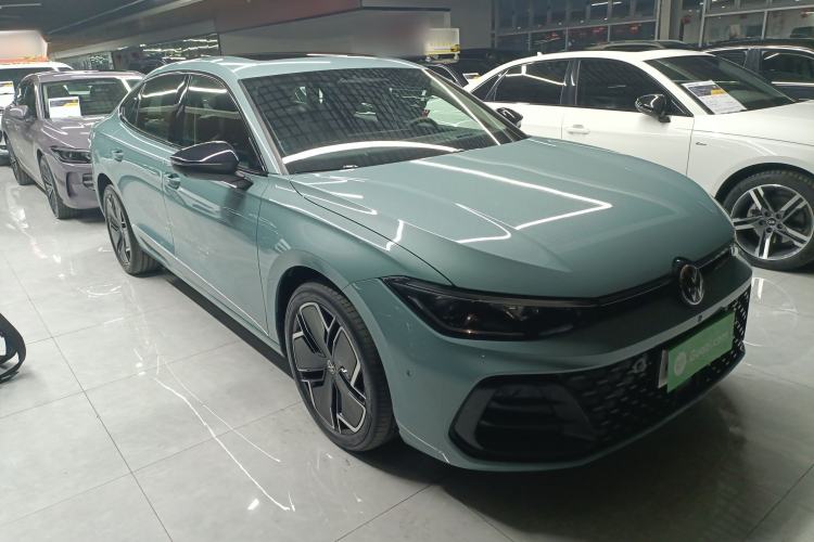 Used Volkswagen Passat 2025 Pro 380TSI Starry Dragon Edition