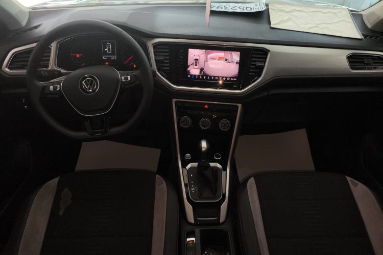 Used Volkswagen T-ROC 2022 280TSI DSG Two-Wheel Drive Elite PLUS Center Console