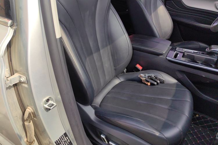 Used Roewe RX5 MAX 2019 300TGI Automatic Smart Cabin Flagship Edition Right Front Seat