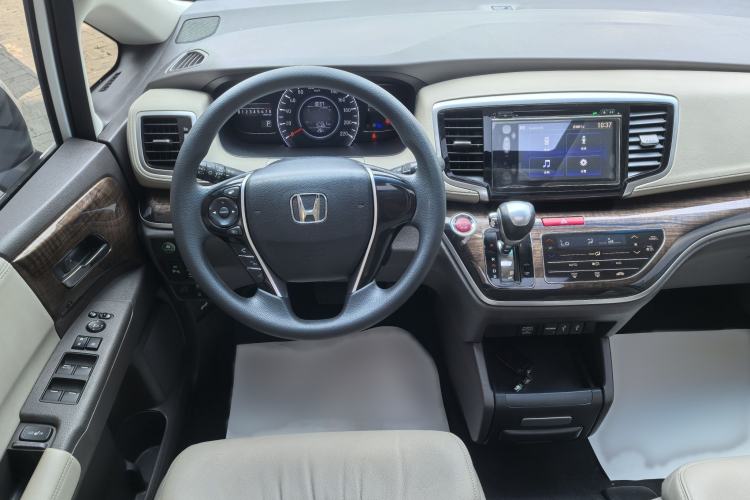 Used Honda Odyssey 2017 2.4L Luxury Edition
