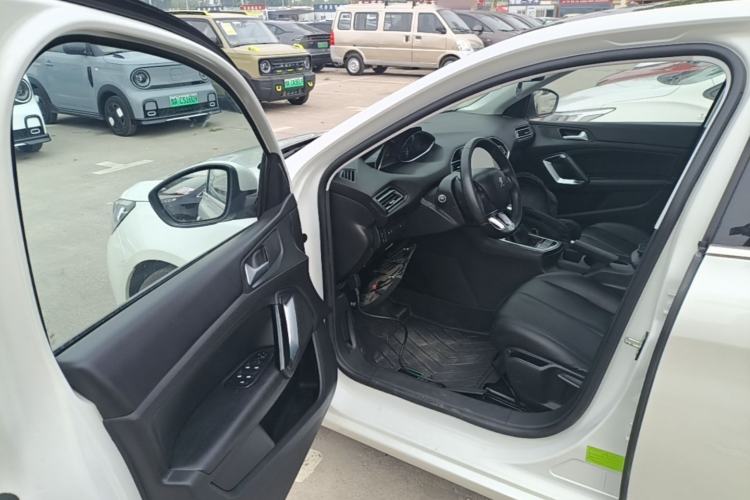 Used Peugeot 308S 2015 1.2T Automatic Jingchi Edition Driver Seat