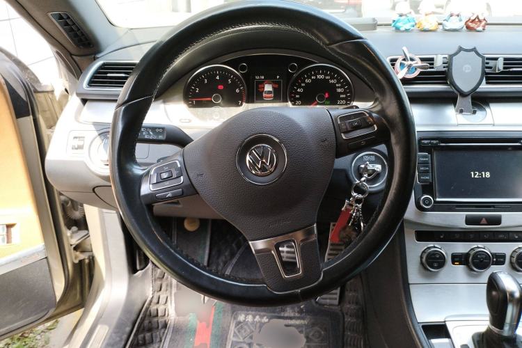 Used Volkswagen FAW-Volkswagen CC 2015 2.0 TSI Ultimate Model Steering Wheel