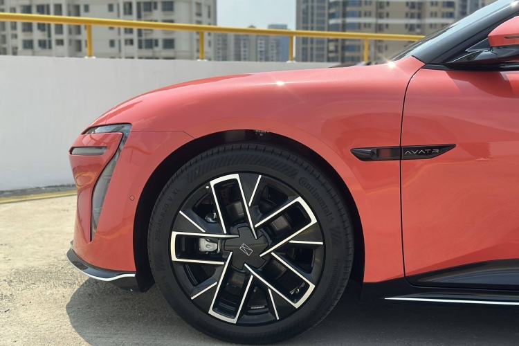 Used Avatr 06 2025 Pro Range-Extended Edition