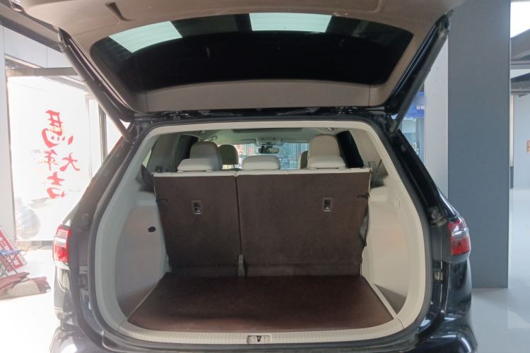 Used Volkswagen Viloran 2023 380TSI Luxury Edition