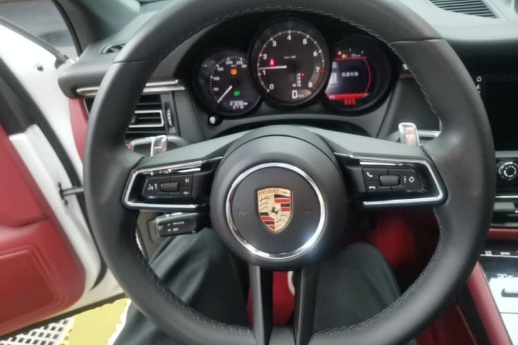Used Porsche Macan 2024 Macan 2.0T
